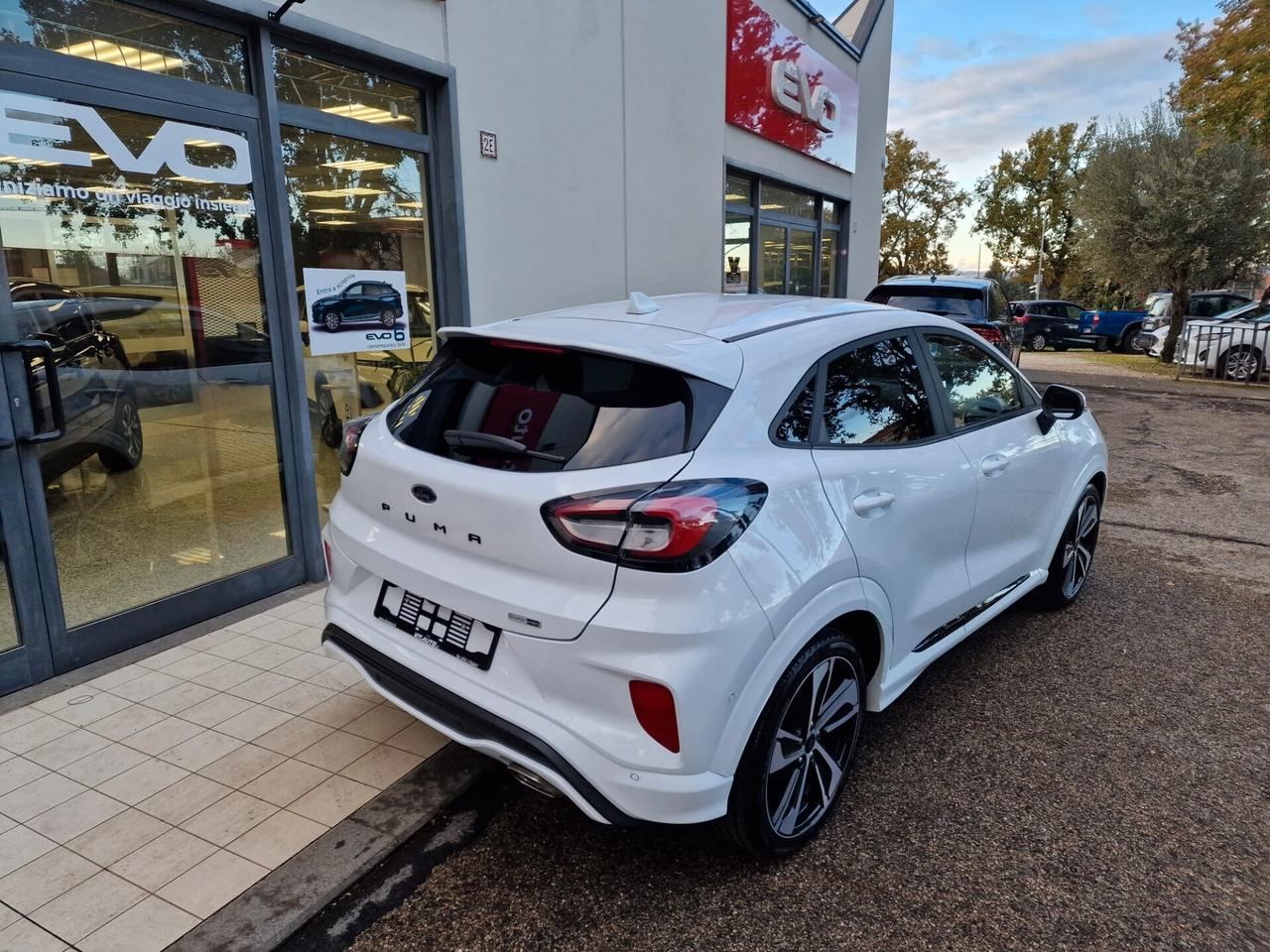 Ford Puma 1.0 EcoBoost Hybrid 125 CV S&S ST-Line Design 2