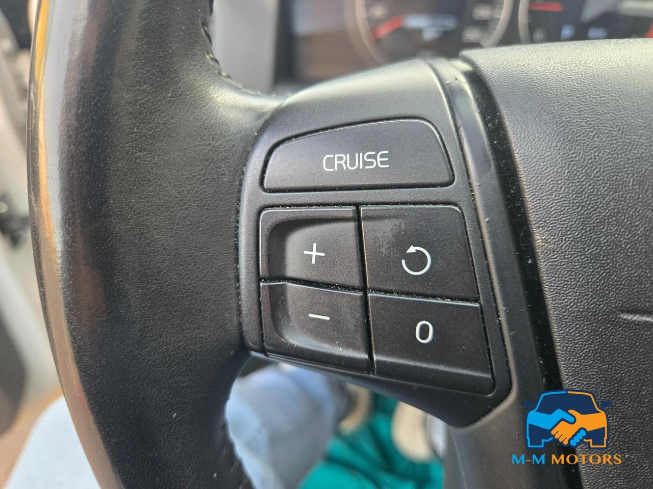 Volvo XC60 2.0 d4 (d3) R-design geartronic