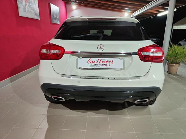 MERCEDES-BENZ GLA 180 CDI Sport