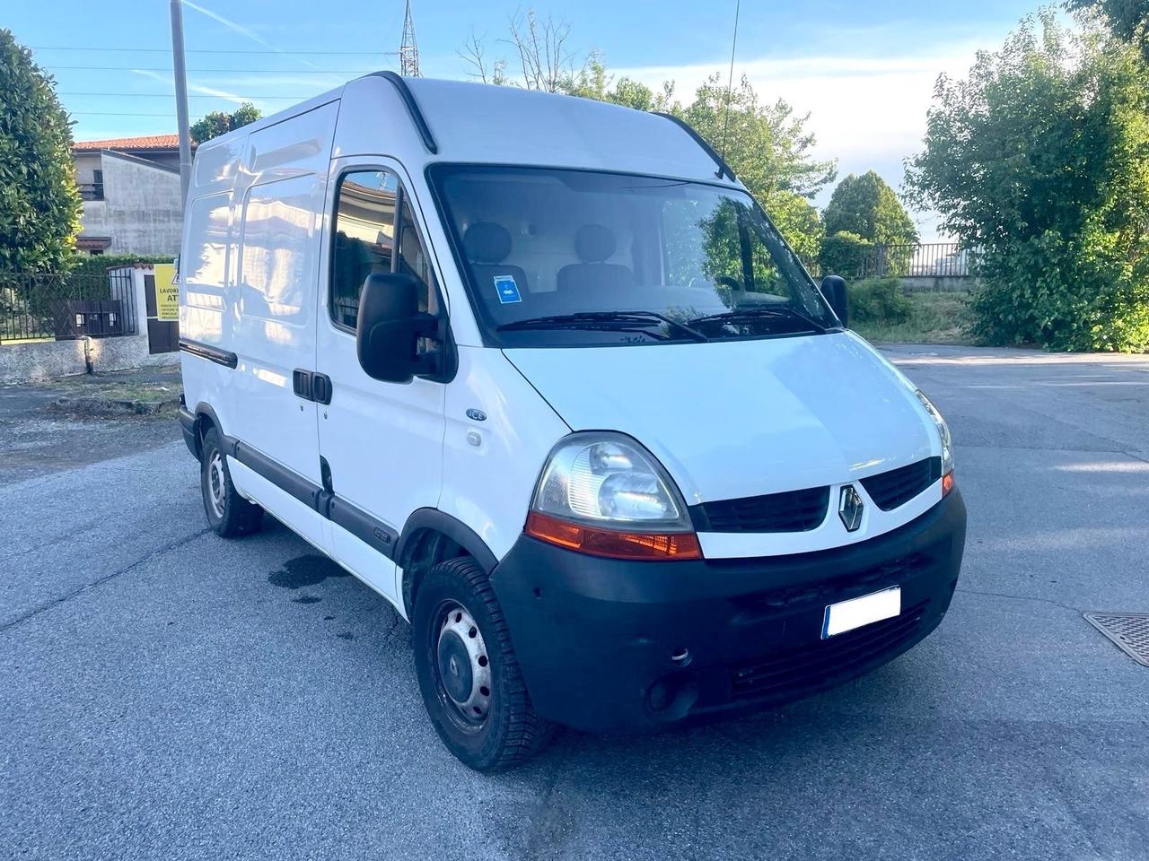 Renault Master T33 2.3 dCi/125