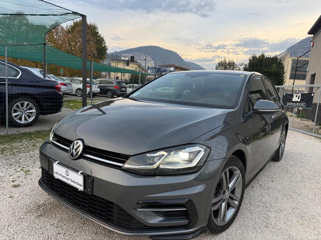 Volkswagen Golf 7 R-Line 1.6 TDI 115 CV Pack R Top di Gamma Euro6d