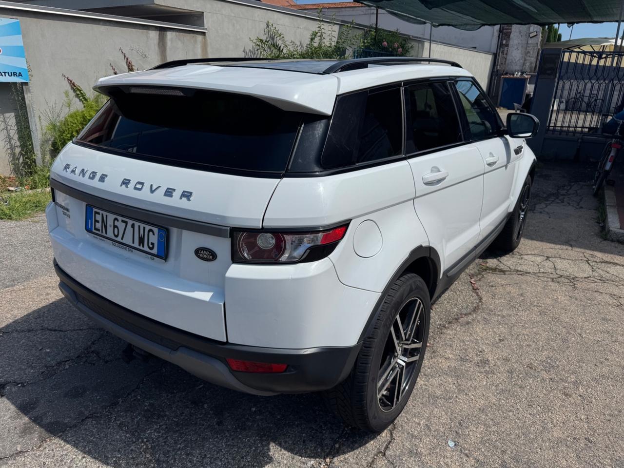 Range rover Evoque 2.2 TD4 150cv gancio traino