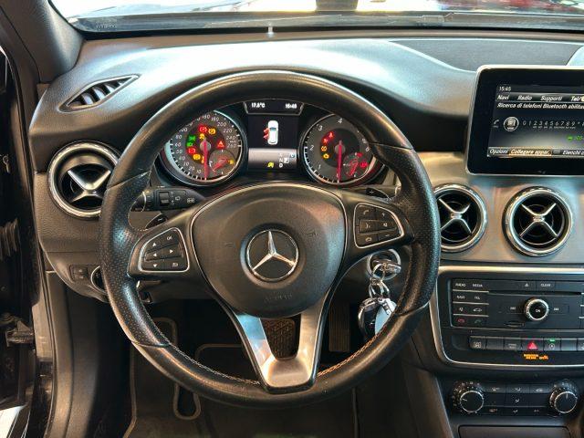 MERCEDES-BENZ GLA 200 d Automatic 4Matic Sport NIGHT EDITION