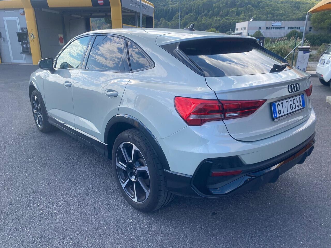 Audi Q3 35 TDI S tronic line edition