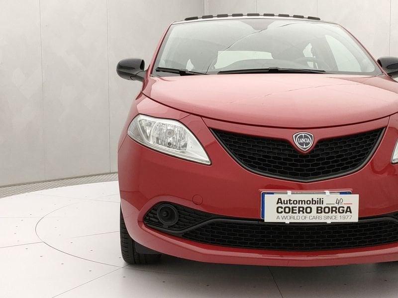 Lancia Ypsilon 1.2 69 CV 5 porte Gold