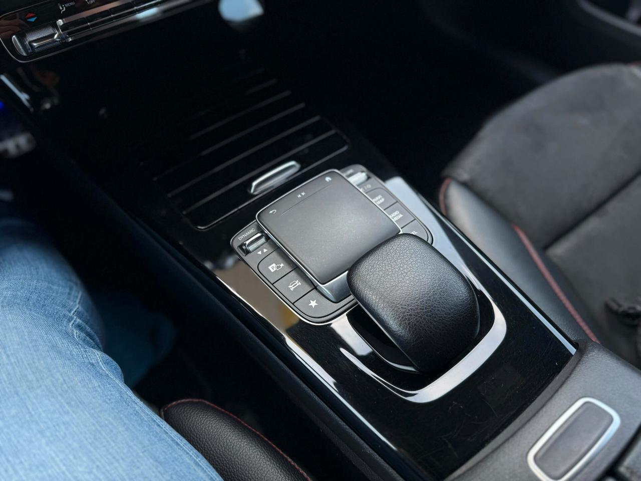 Mercedes-benz A 180 d Automatic Premium/18/BELLA