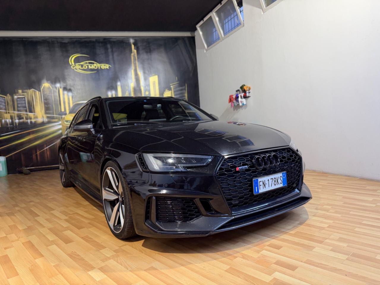 Audi A4 RS 4 Avant 2.9 TFSI quattro tiptronic