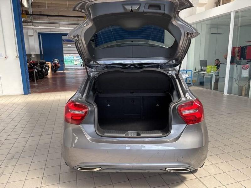 Mercedes-Benz Classe A A 180 D SPORT MY16