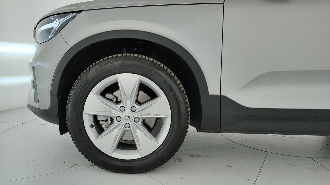 VOLVO XC40 2.0 b3 Core auto