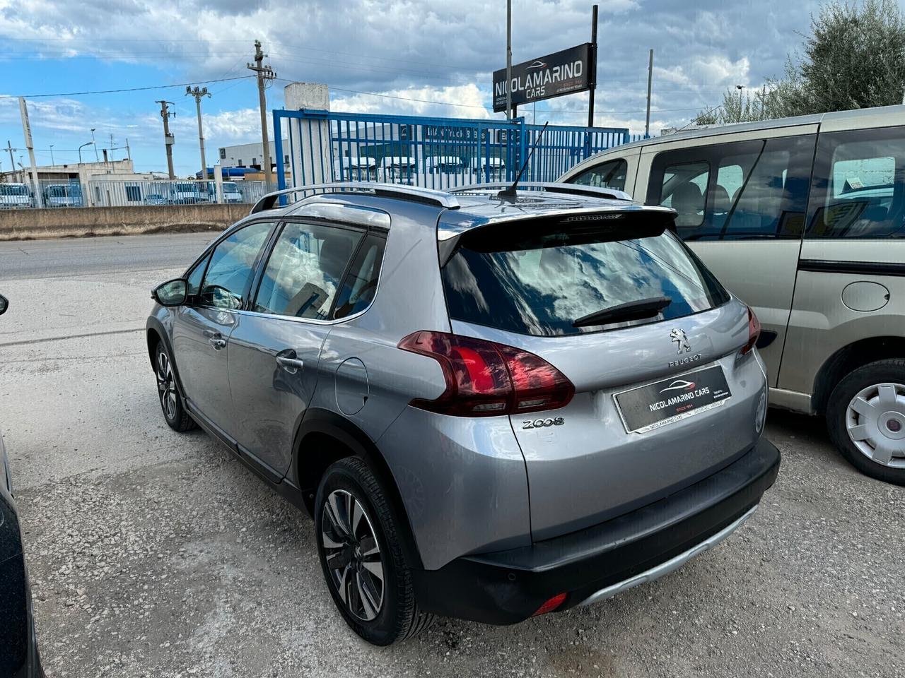 Peugeot 2008 BlueHDi 100 S&S AUTOMATICA