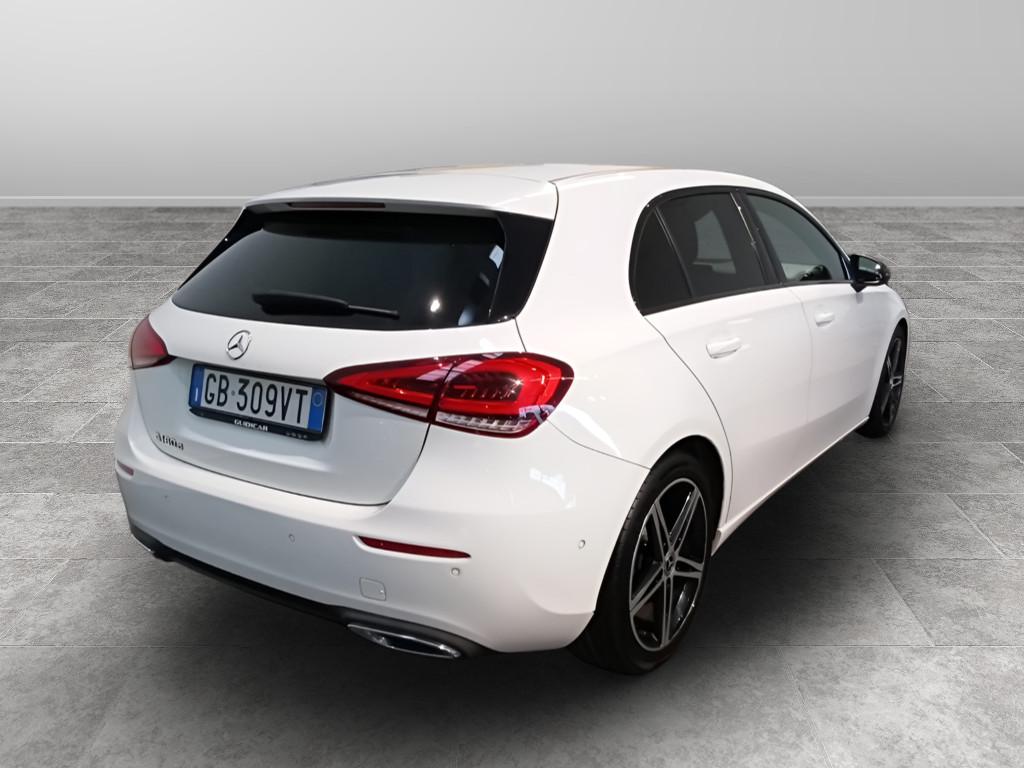 Mercedes-Benz Classe A - W177 2018 - A 180 d Sport auto
