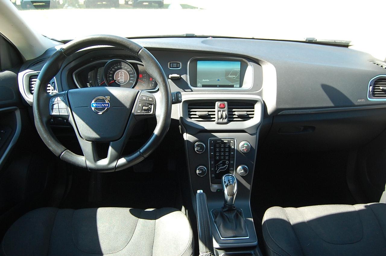 Volvo V40 Cross Country D4 Kinetic