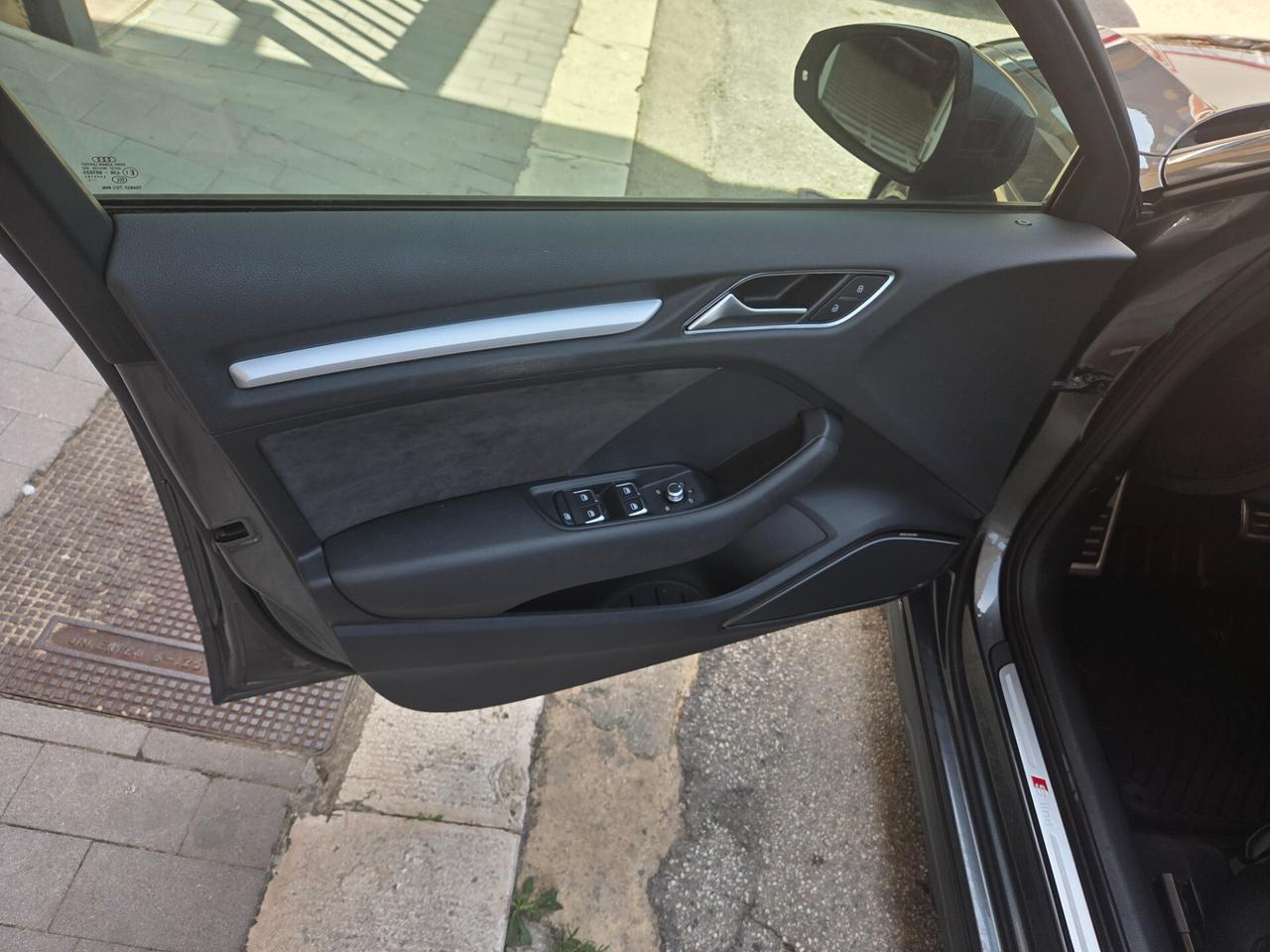 AUDI A3 S3 S-LINE 2.0 TDI 184 CV DA VETRINA KM CERTIFICATI