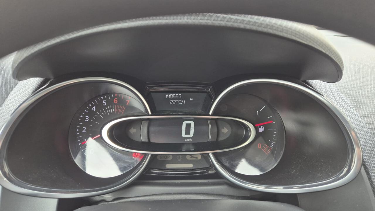 Renault Clio TCe 12V 90 CV GPL 5 porte Moschino Life