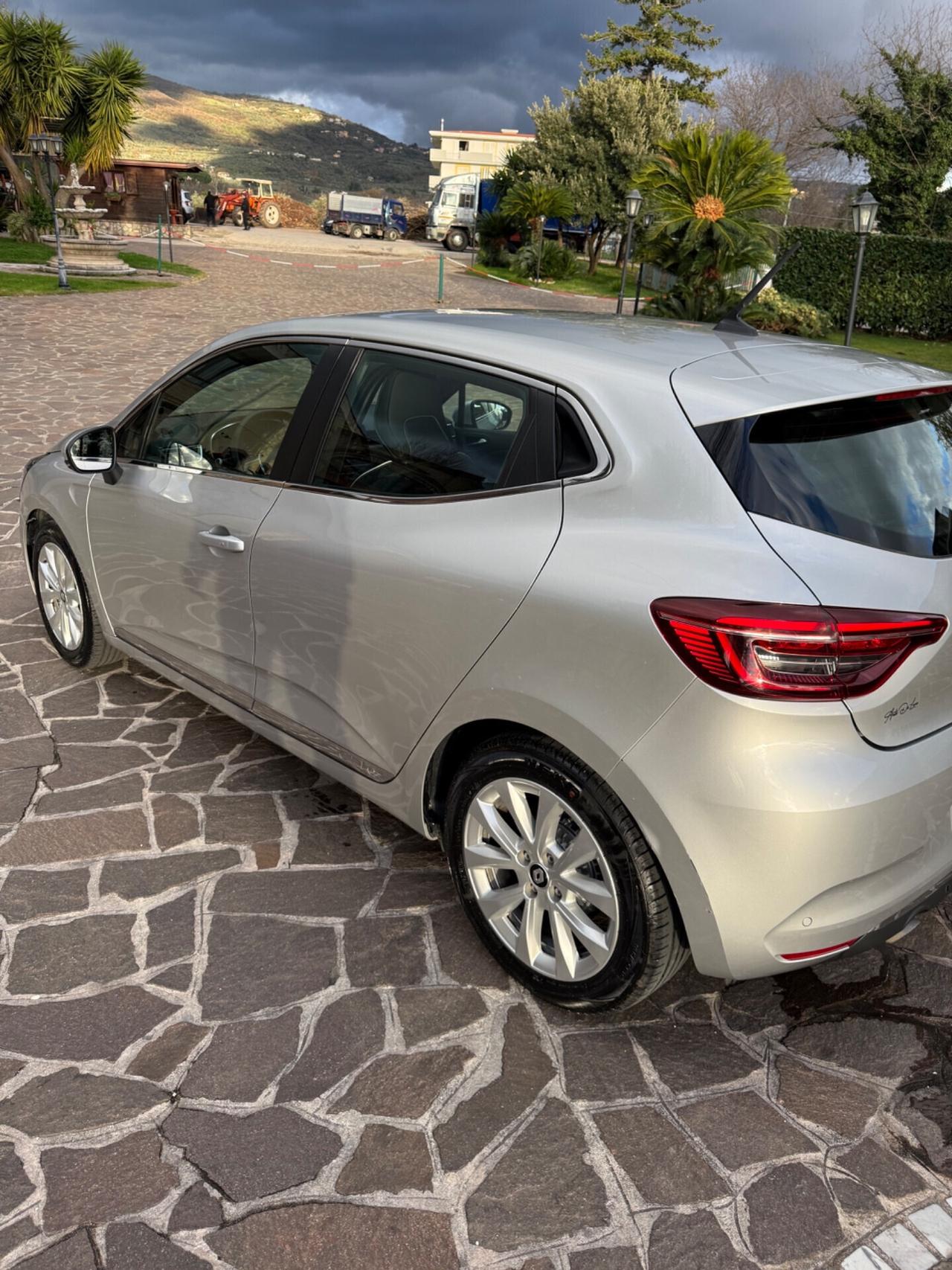 Renault Clio GPL 2021 uni proprietario 57000 km