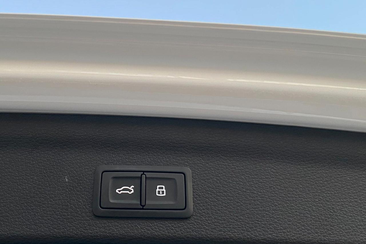 Audi Q3 Business 2.0 TDI 190CV s-tronic quattro 40