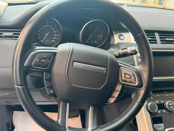Land Rover Range Evoque 2.2 TD4 5p. Pure Tech Pack