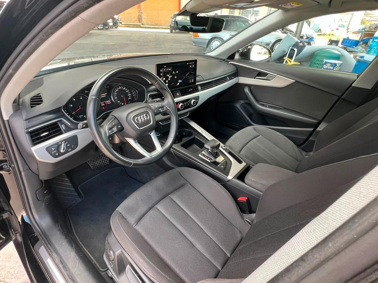 Audi A4 40 TDI S tronic Business