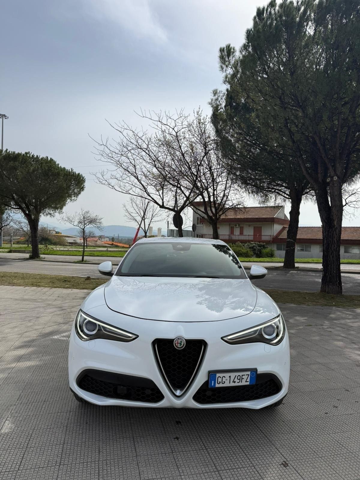 Alfa Romeo Stelvio 2.2