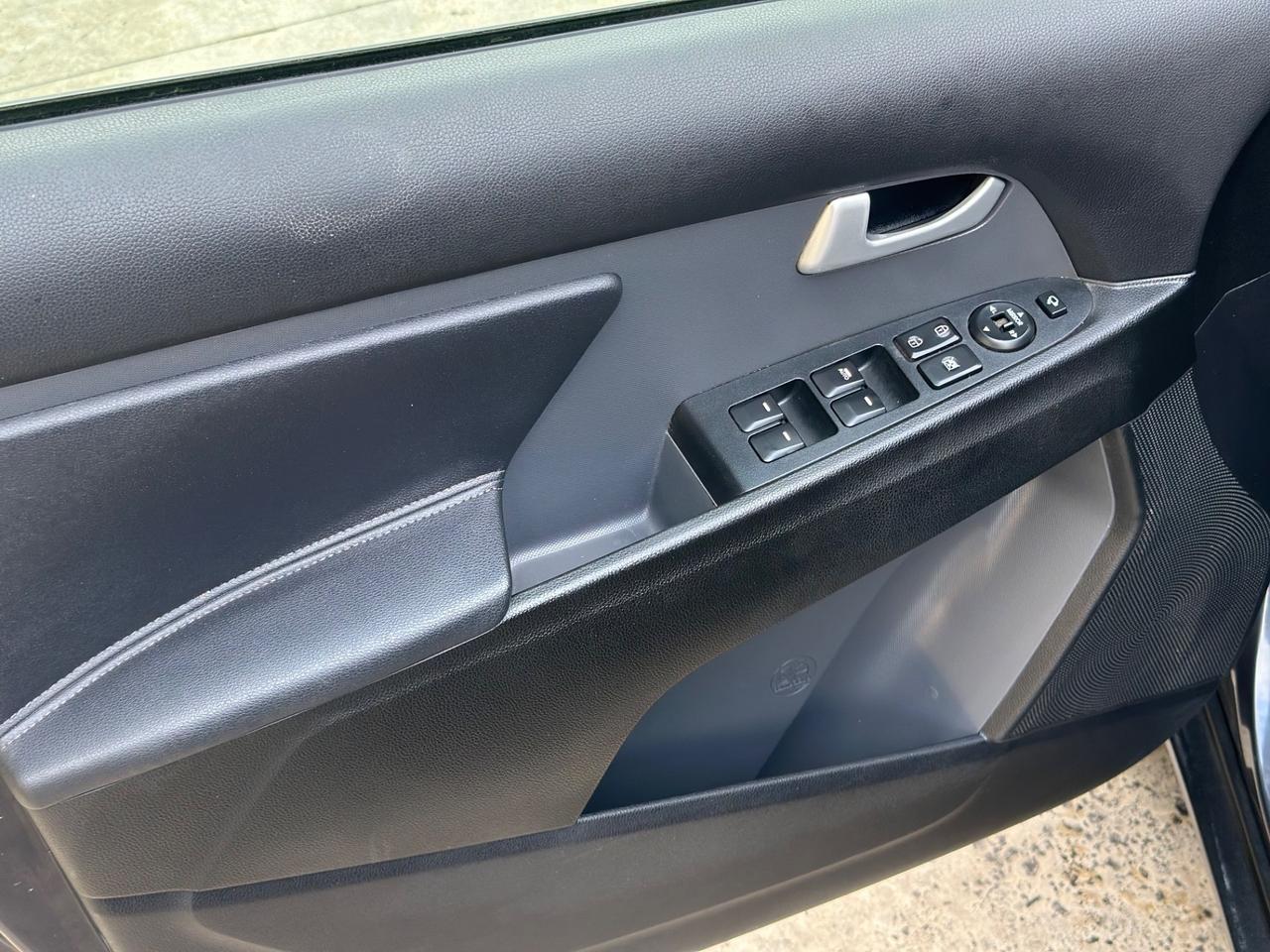 KIA SPORTAGE 1.7 CRDI VGT 2WD high tech 2016