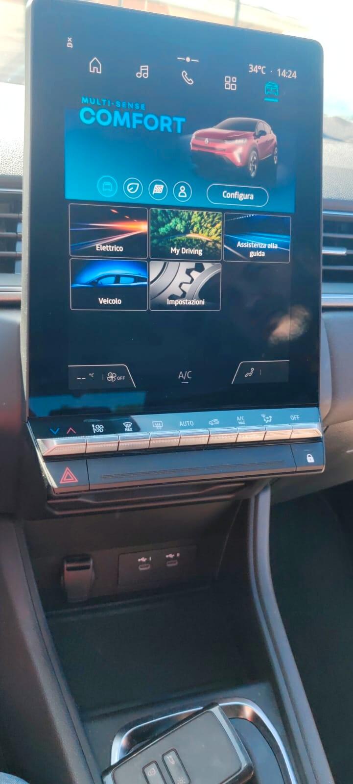 Renault Captur Full Hybrid E-Tech Incidentata