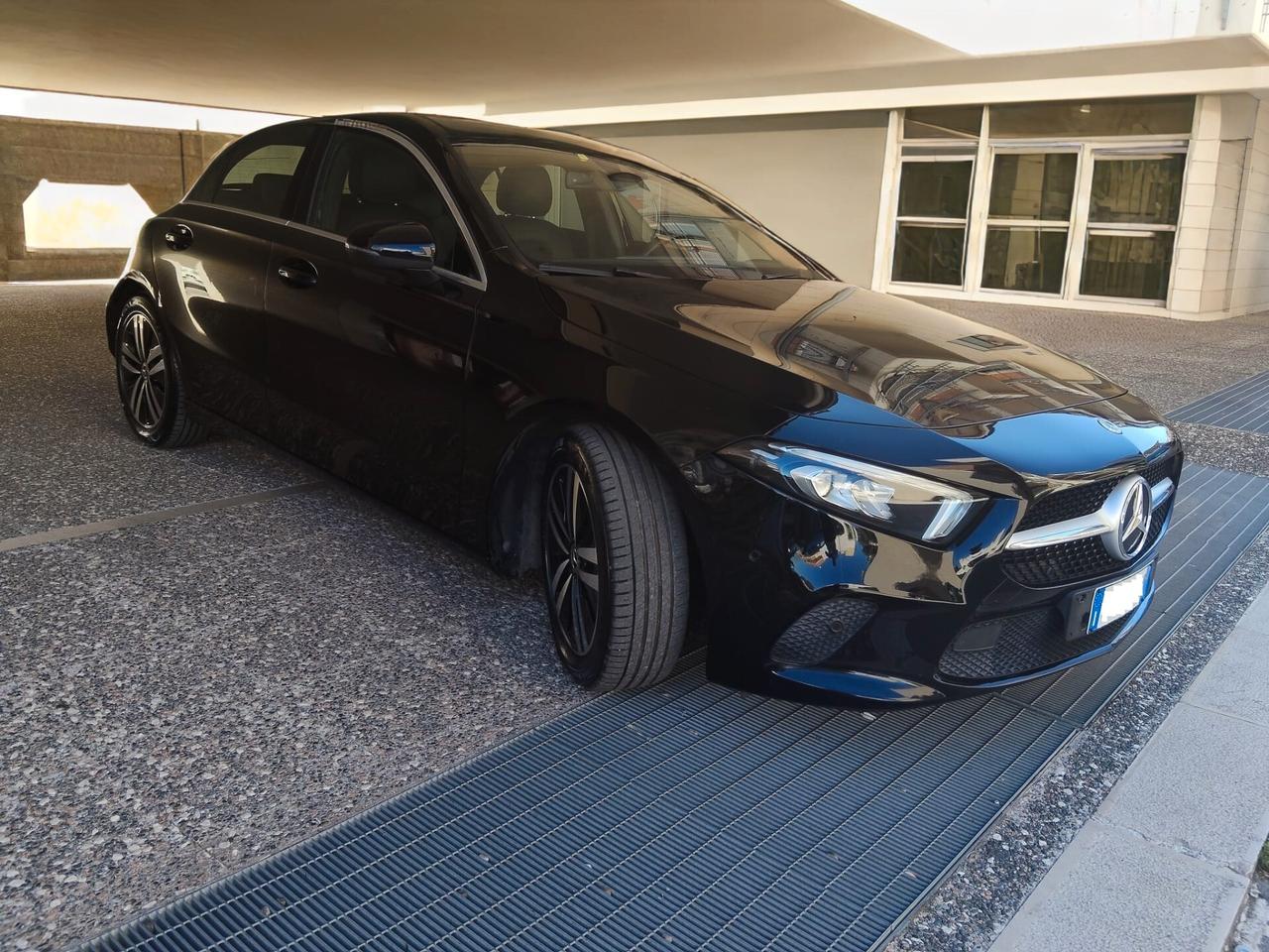 Mercedes-benz A 180 d Automatic Business