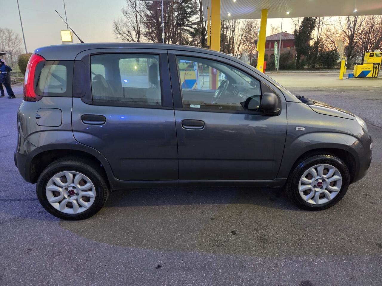 Fiat Panda 0.9 TwinAir Turbo Natural Power Lounge