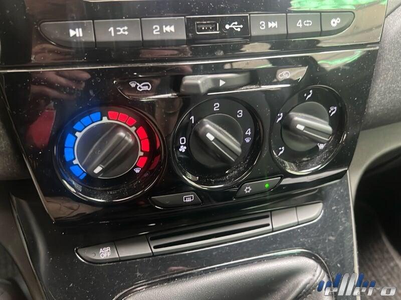 Lancia Ypsilon 1.2 69cv Elefantino