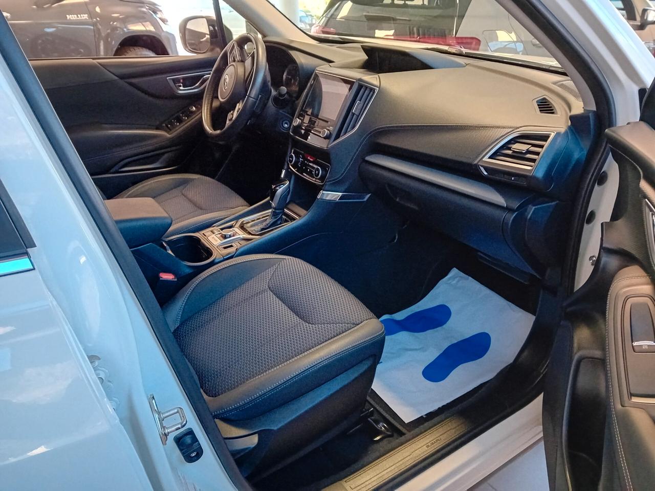 Subaru Forester 2.0 e-Boxer MHEV CVT Lineartronic Free