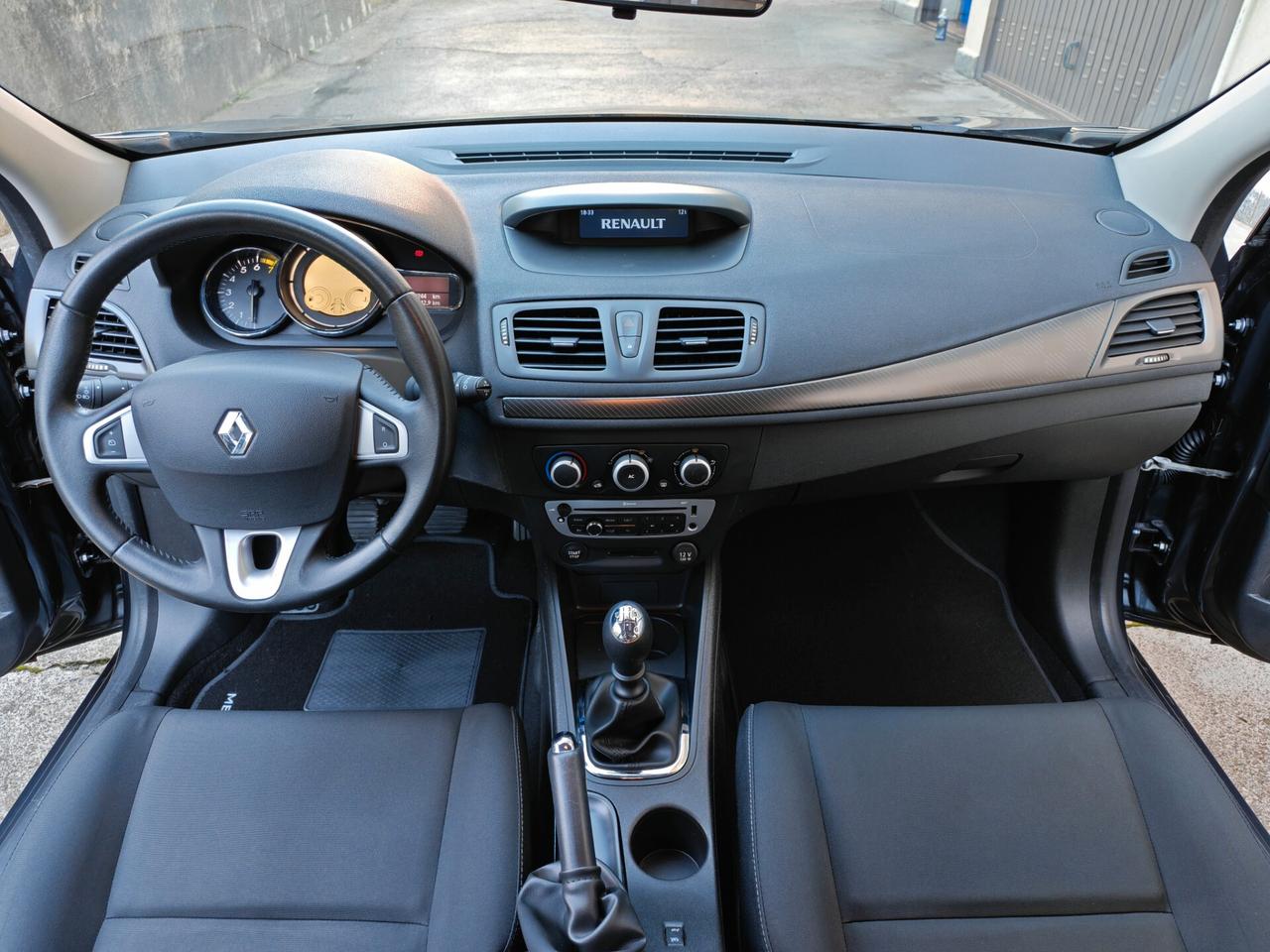 Renault Mégane 1.6 BENZINA 110cv / 30.250km / Unipro