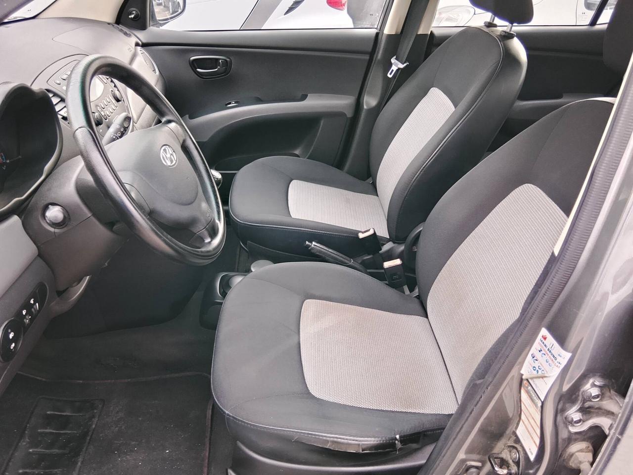 Hyundai i10 1.1 GPL CASA MADRE