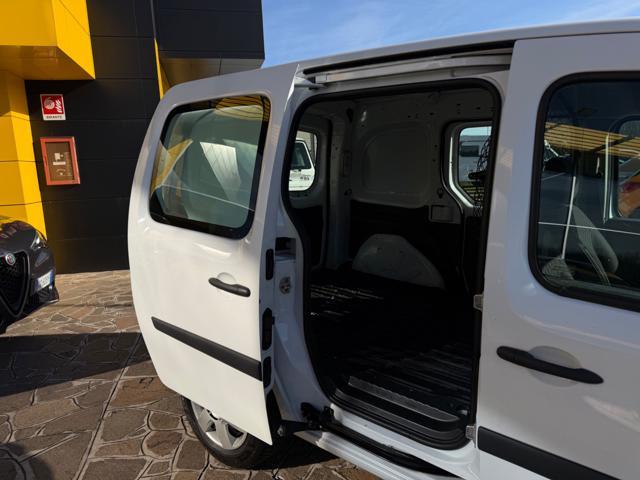 RENAULT Kangoo IVA ESPOSTA