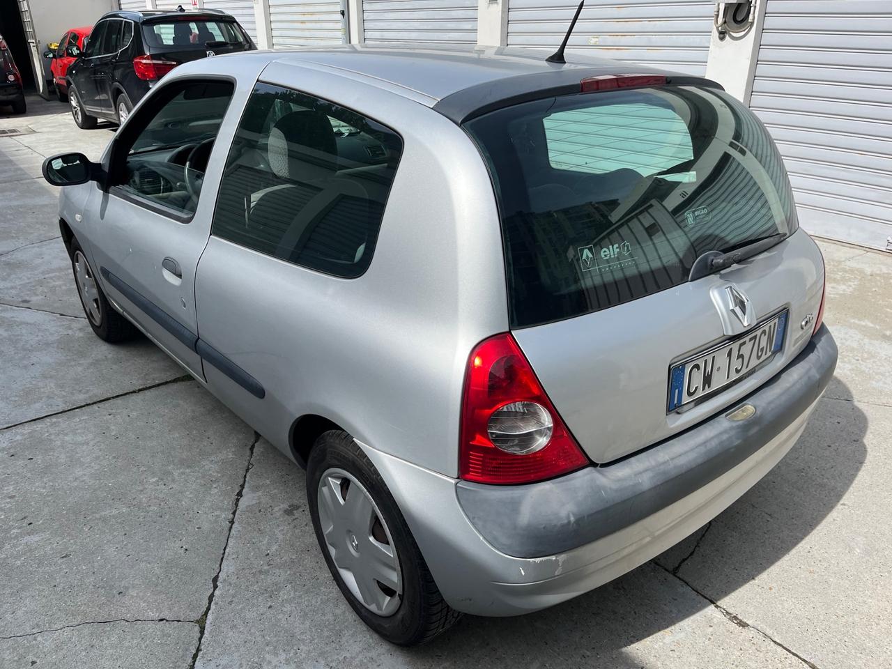 Renault Clio 1.2 16V cat 3 porte Luxe Privilège