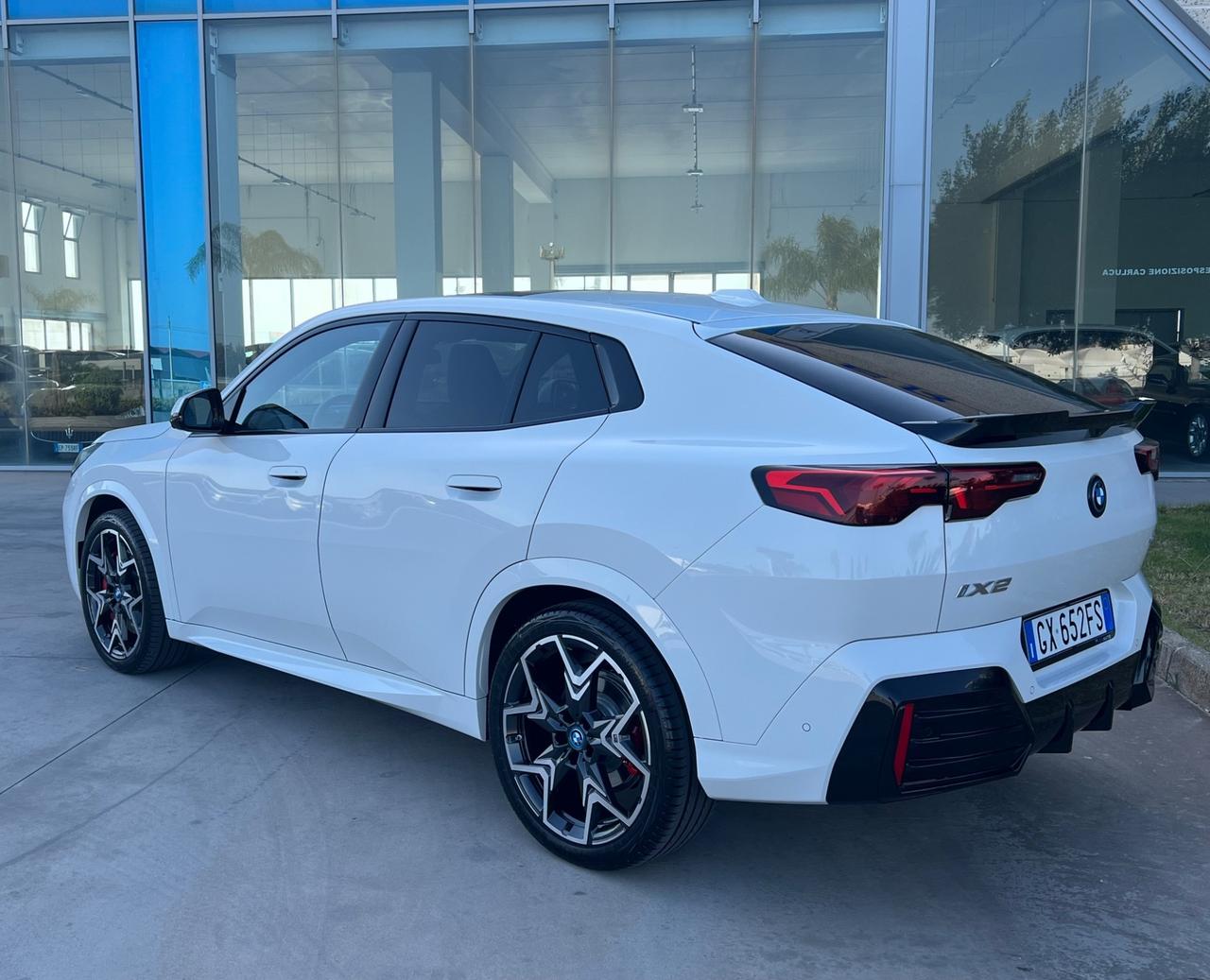 Bmw IX2 xDrive 30 Msport Pro - possibilità noleggio no scoring