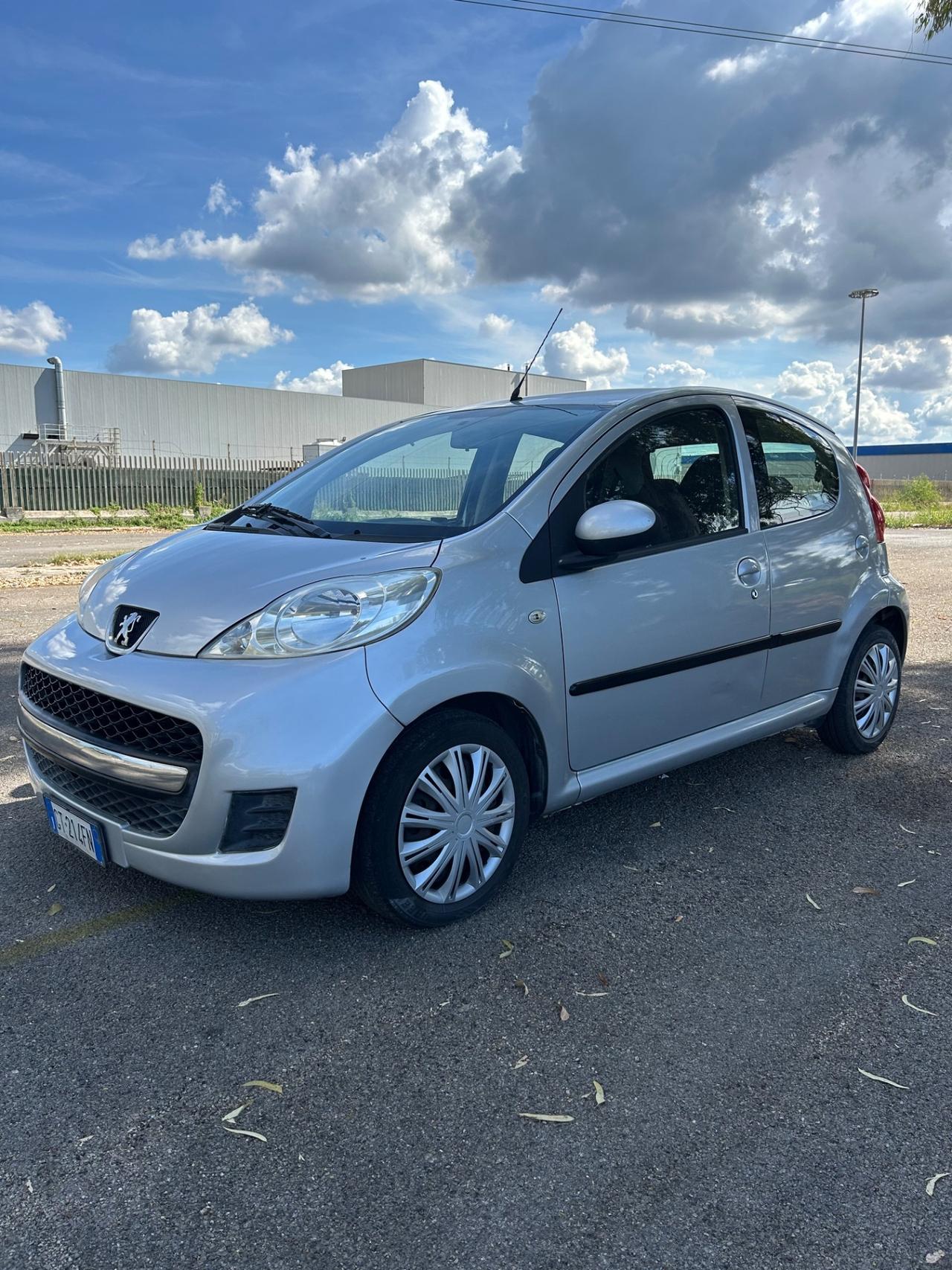Peugeot 107 1.0 68CV 5p. Active