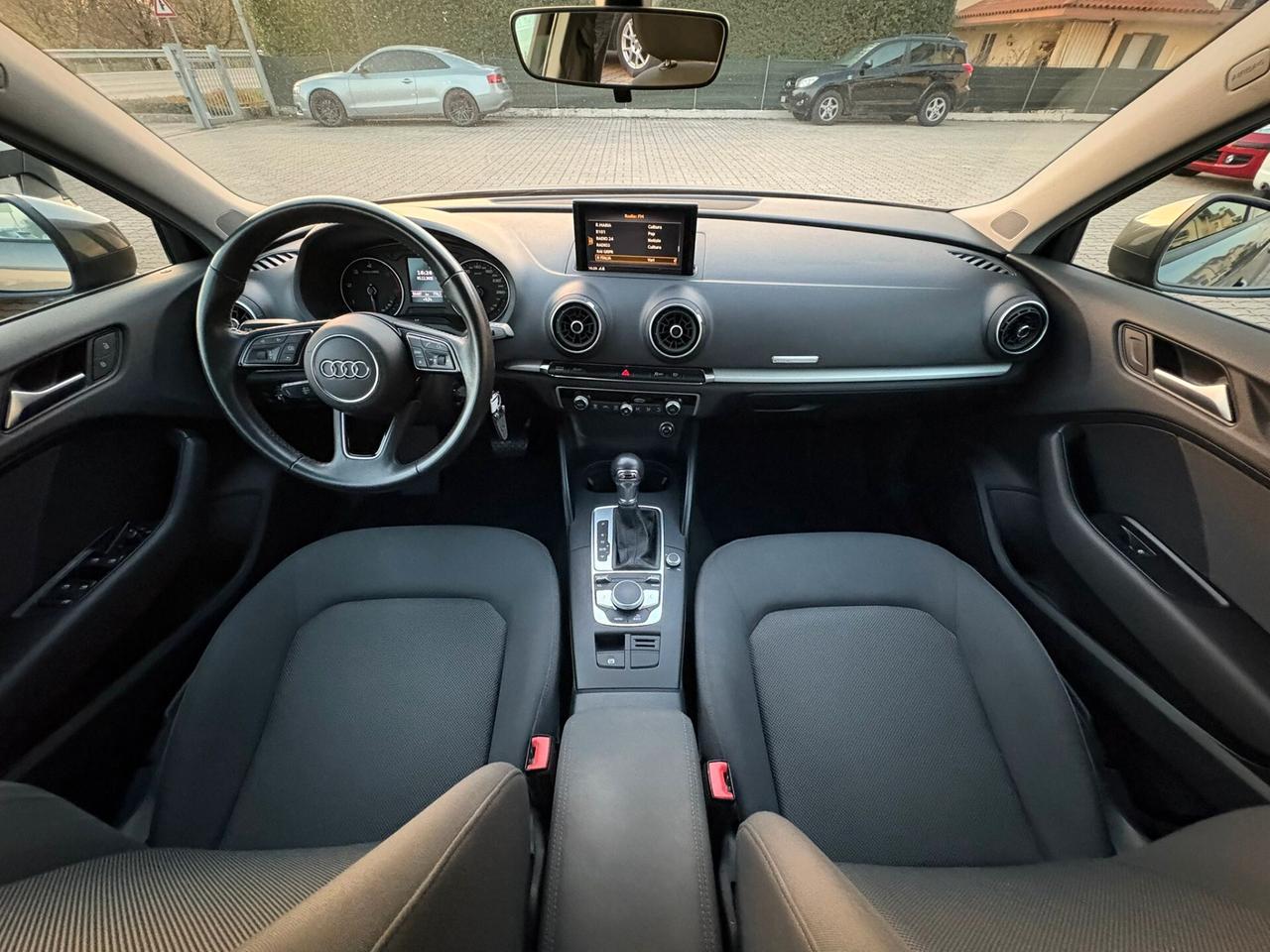 AUDI A3 SPORTBACK 1.6 TDI AUTOMATICA NEOPATENTATI