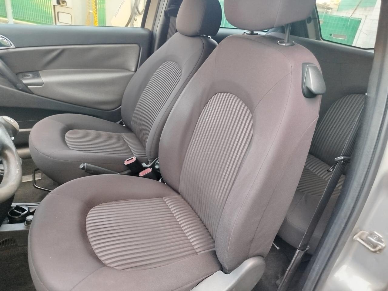 Lancia Ypsilon 1.4 Oro Ecochic GPL
