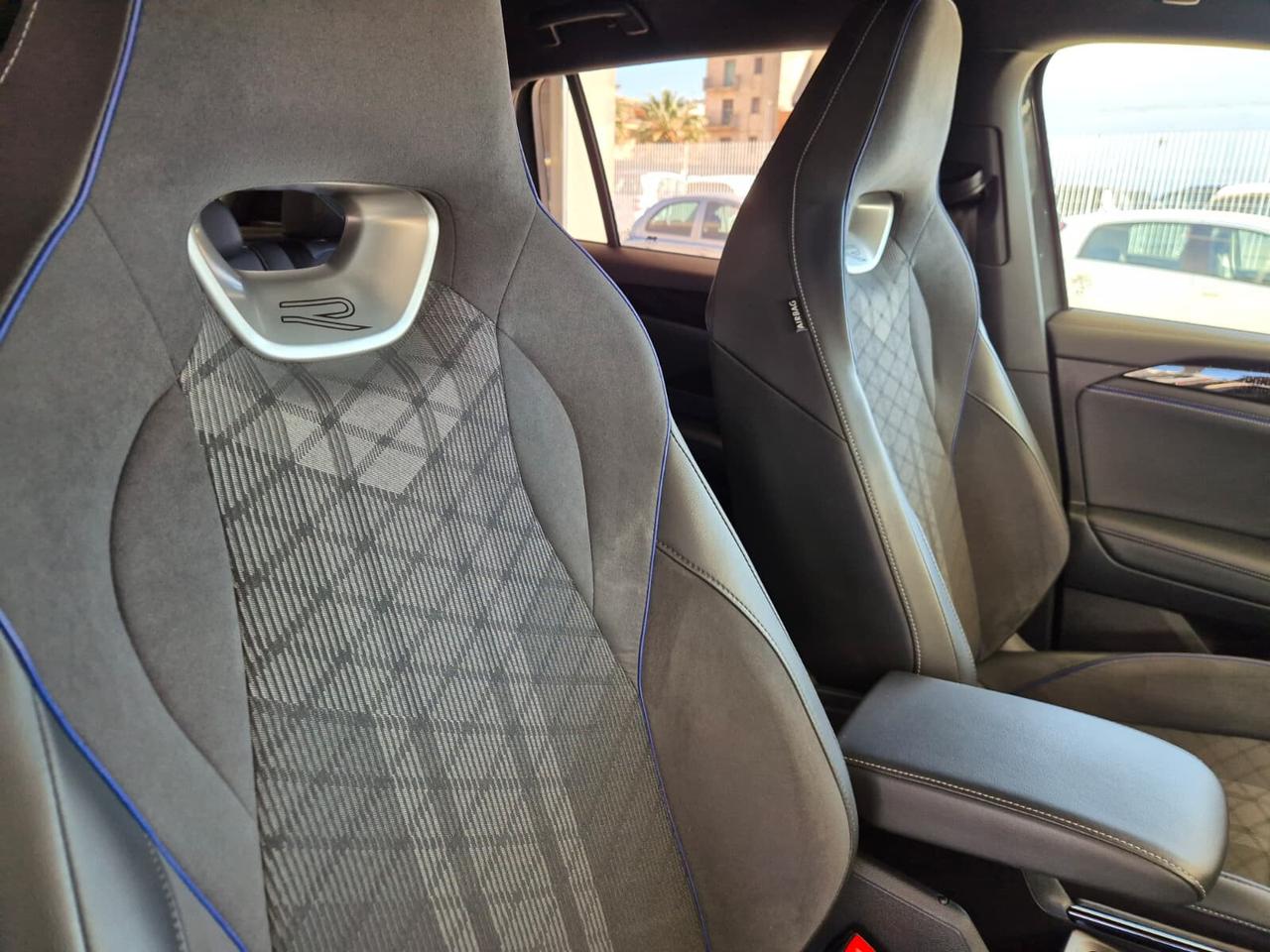 Volkswagen Tiguan R-Line TDI 150 CV DSG