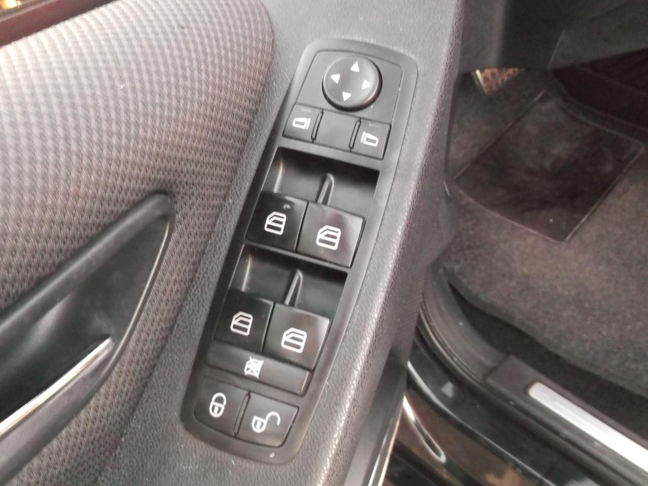 Mercedes B 180 CDI Automatic Full 2011