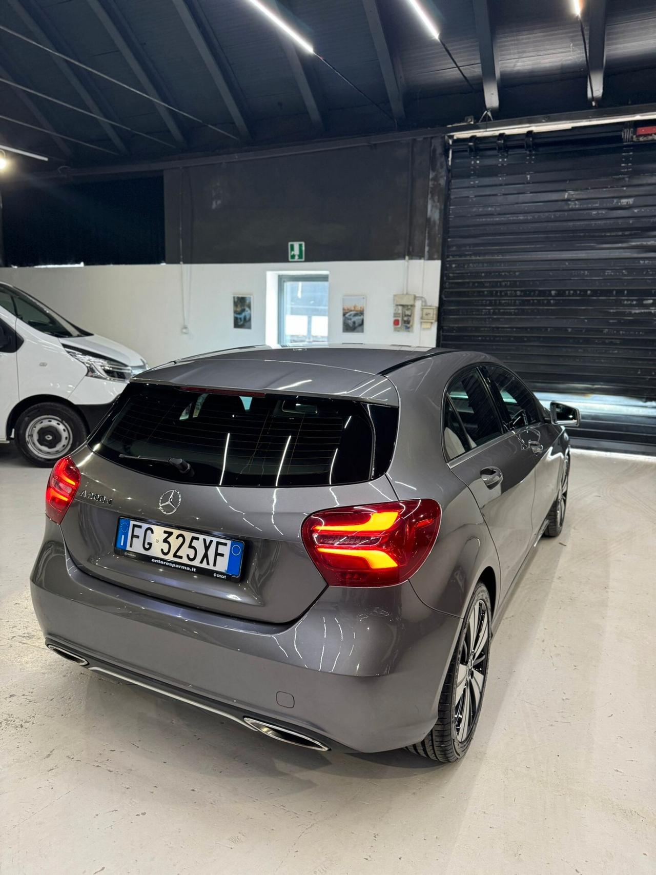 Mercedes-benz A 180 d Premium