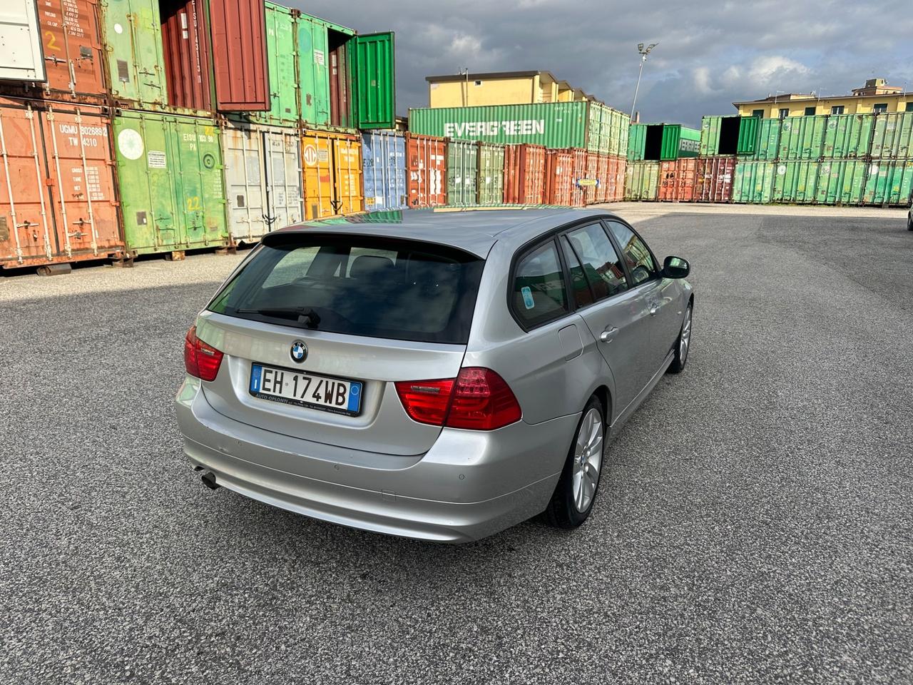 Bmw 318d 2.0 143CV cat Touring Attiva KM CERTIFICATI