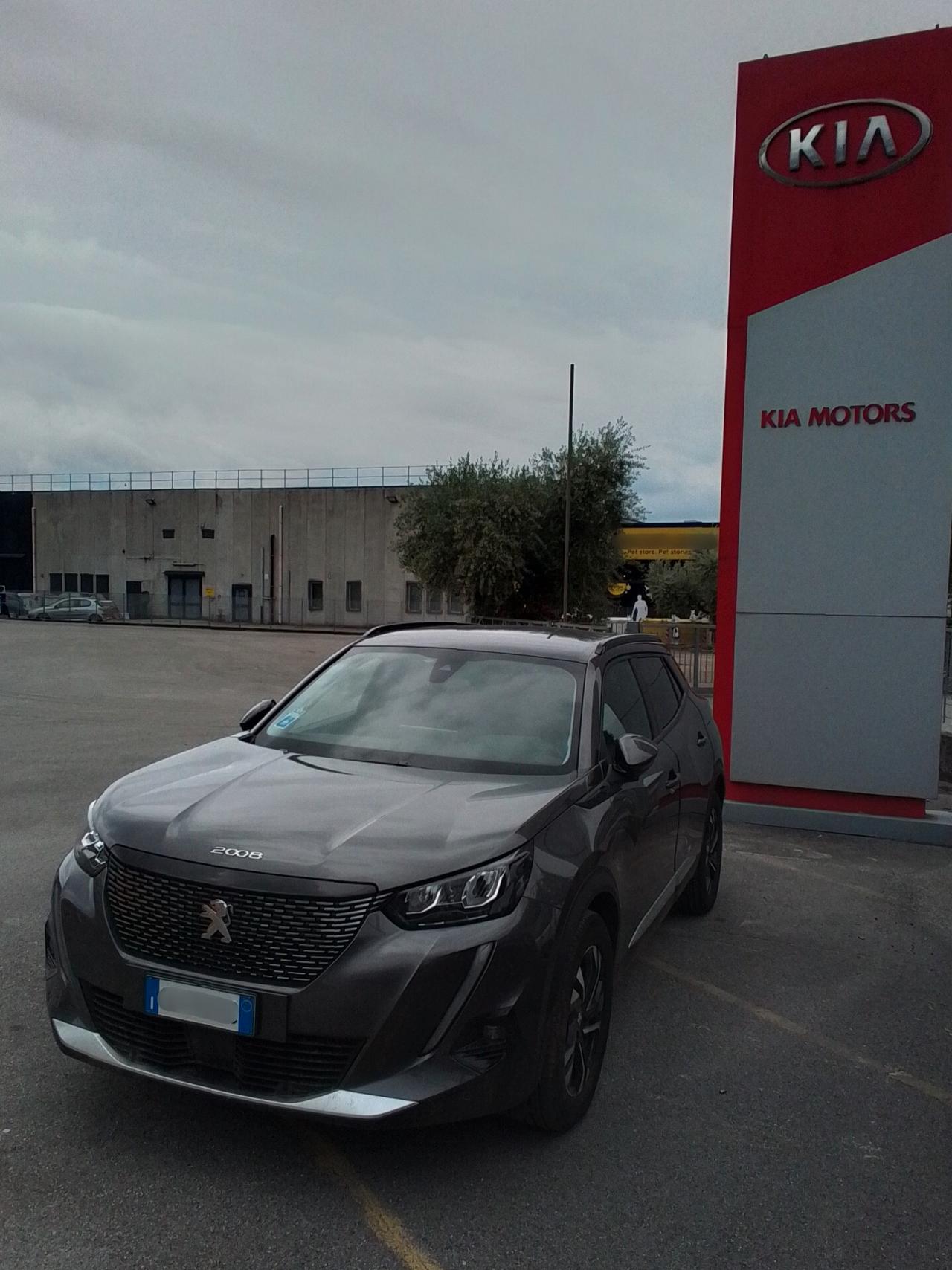 Peugeot 2008 PureTech 130 S&S Allure Navi Pack