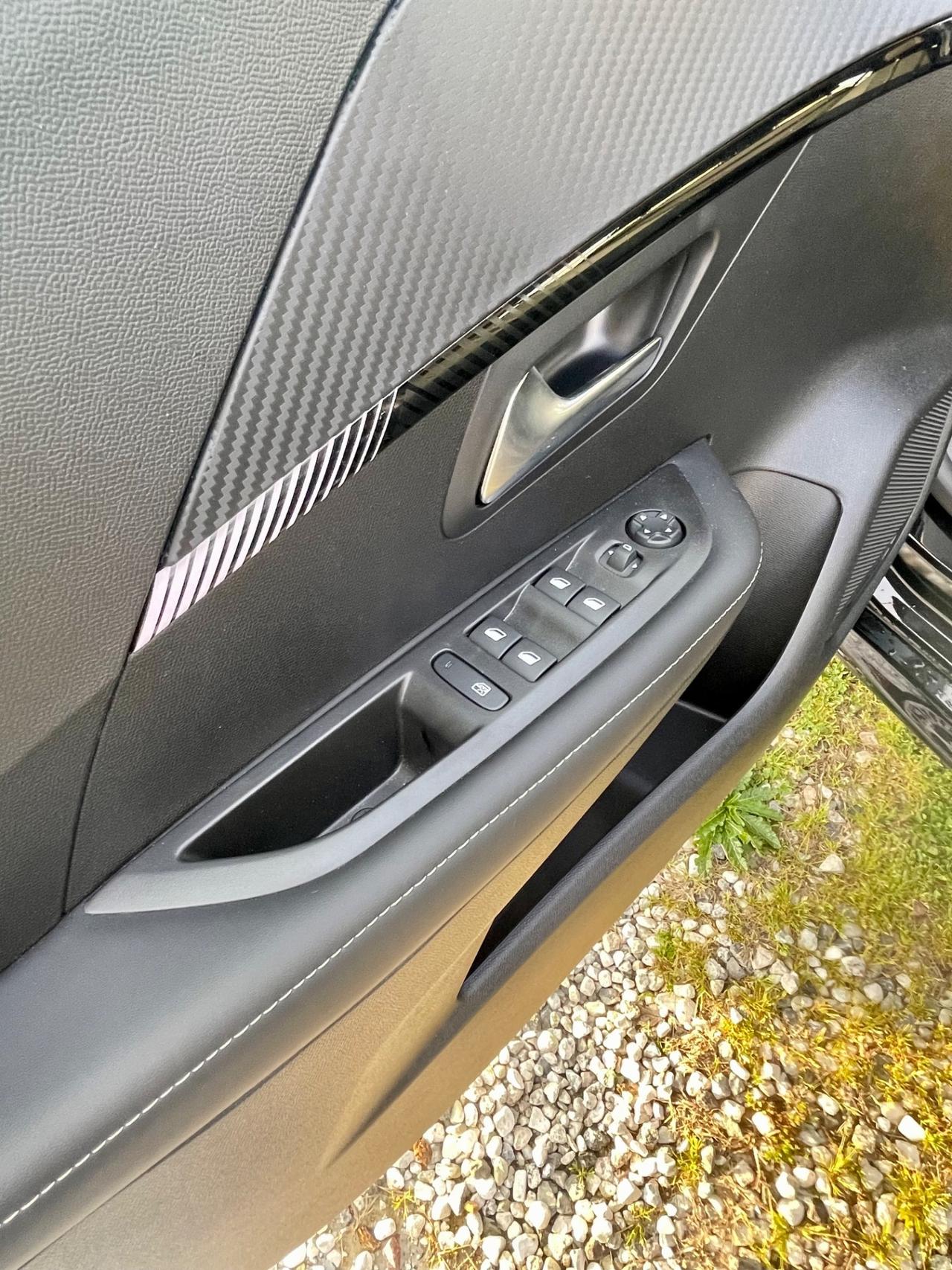 Peugeot 208 PureTech 100 Stop&Start 5 porte Style