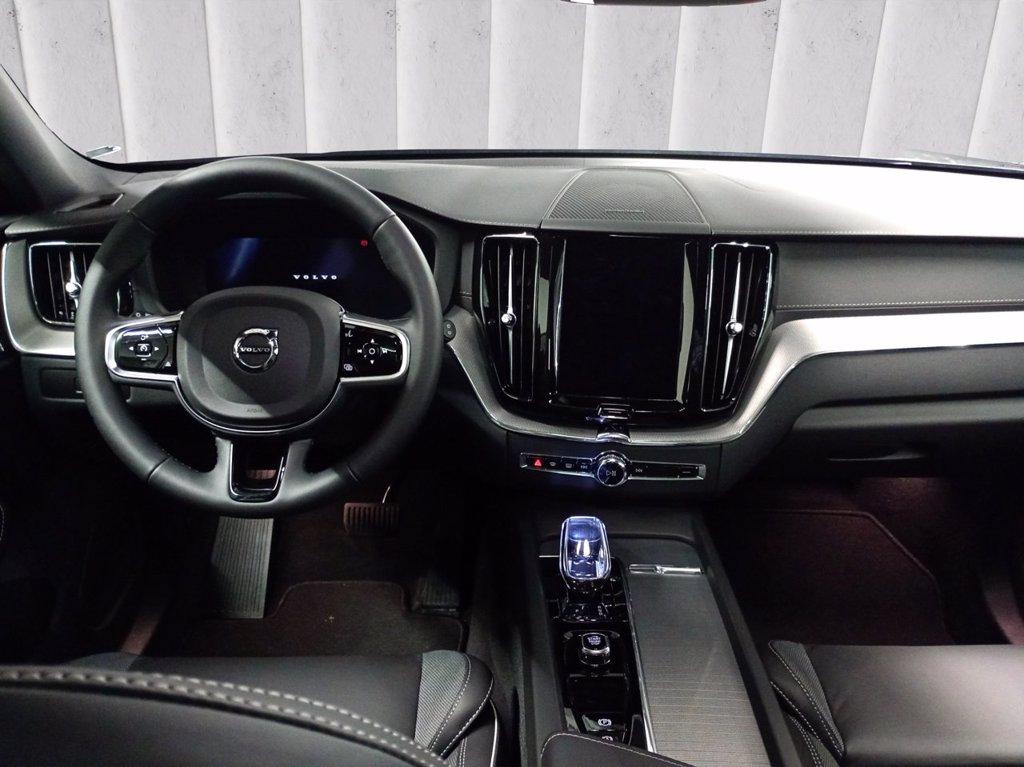 VOLVO XC60 2.0 t6 phev Ultra Black Edition awd auto del 2024