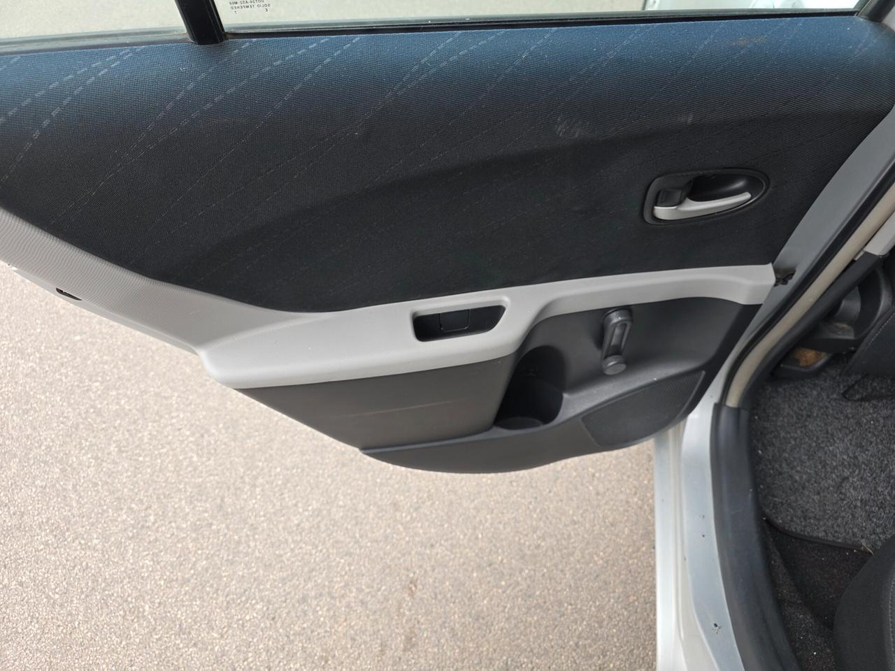 Toyota Yaris 1.4 D-4D 5 porte Sol