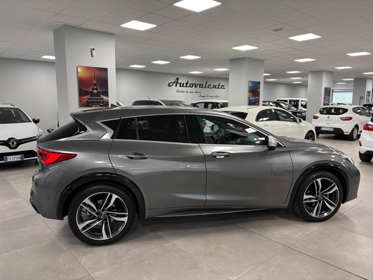 Infiniti Q30 Premium 1.5 TDI 110cv 2017 km 161000