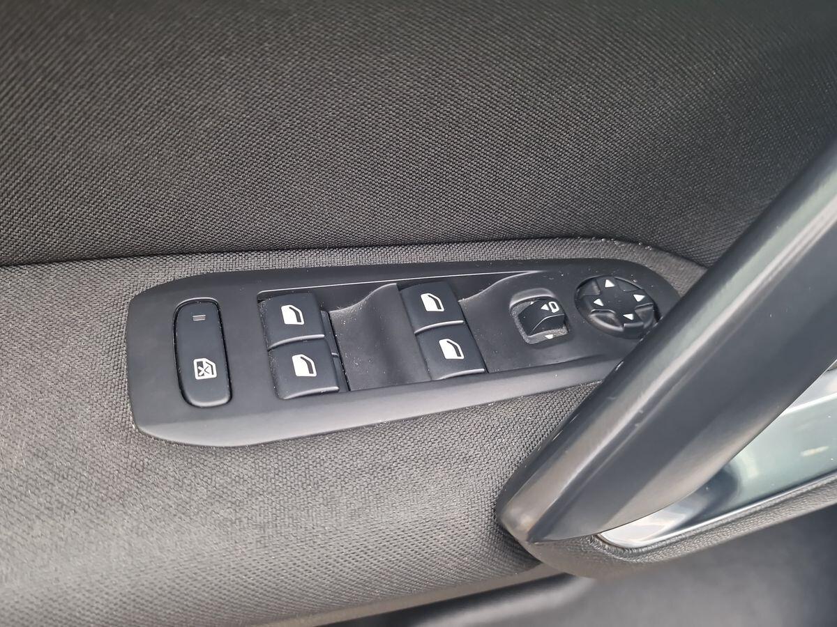 PEUGEOT 308 SW 1.5 STYLE C/A