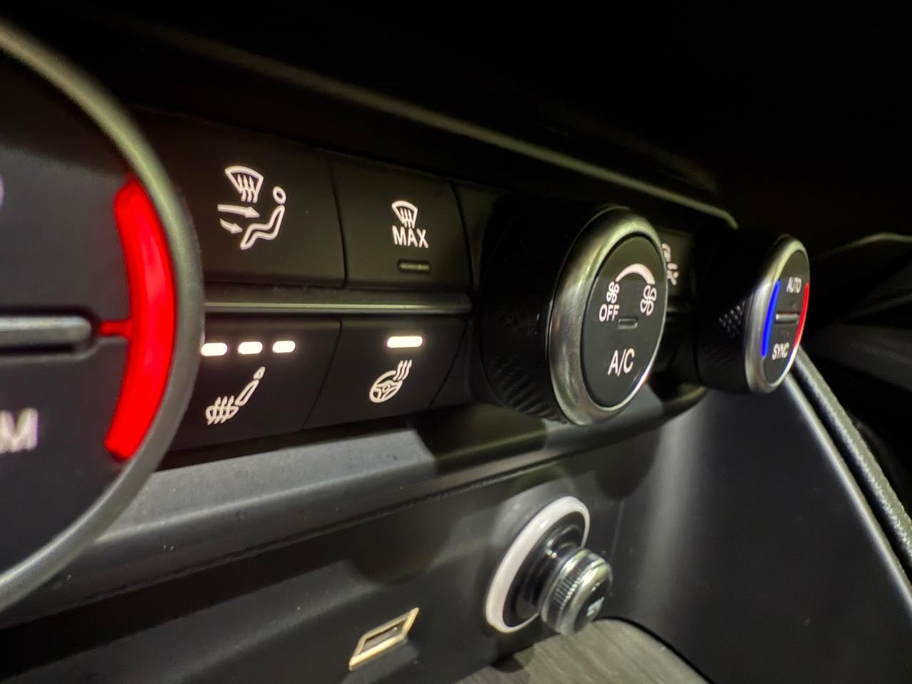 Alfa Romeo NEW Stelvio 210CV AT8 Q4 Ti+R20/TETTO TOP2024