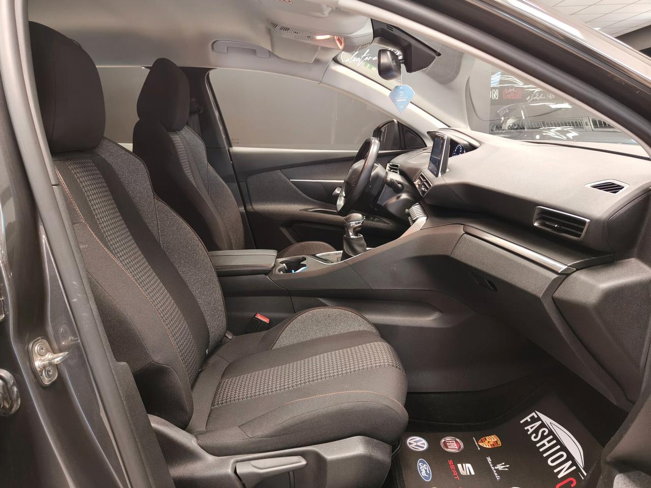 Peugeot 3008 BlueHDi 130 S&S Active Pack