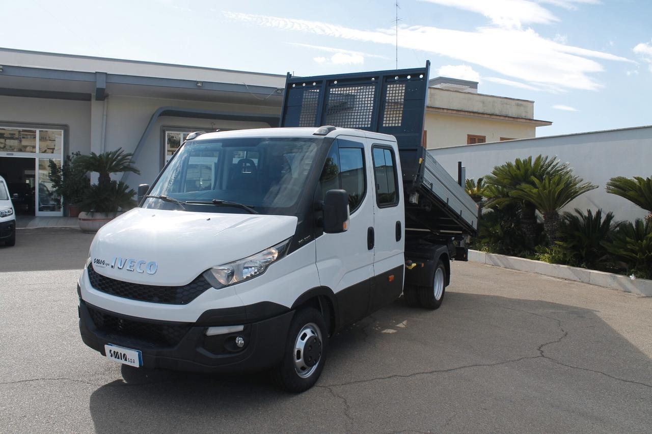 Iveco Daily 35C13 doppia cabina 7 posti cassone ribaltabile